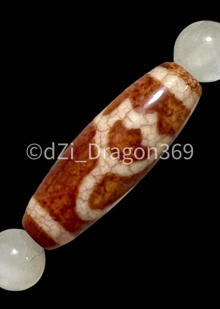 dZi beadsジービーズ 西蔵 玉髄 上肯 龍紋火供水蓮花天珠のブレス