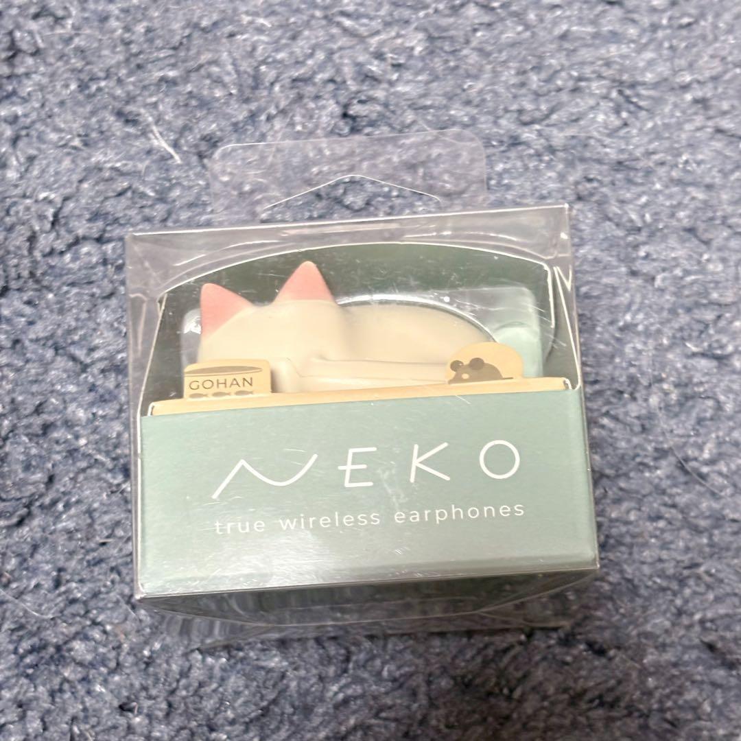 【限定価格美品・未装着】radius NEKO 完全ワイヤレスイヤホン ミックス