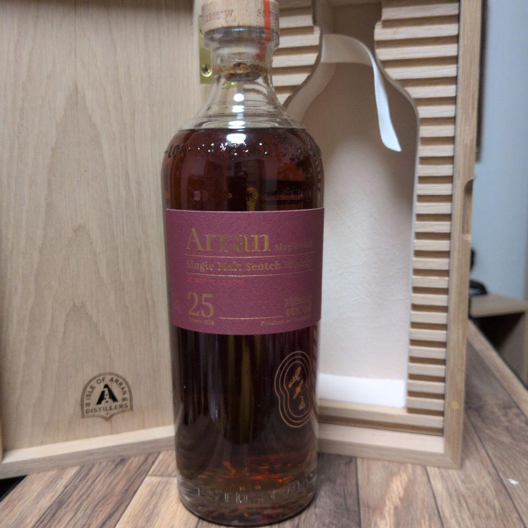A r r a n 　２５年　シングルモルトウイスキー４６％７００ml