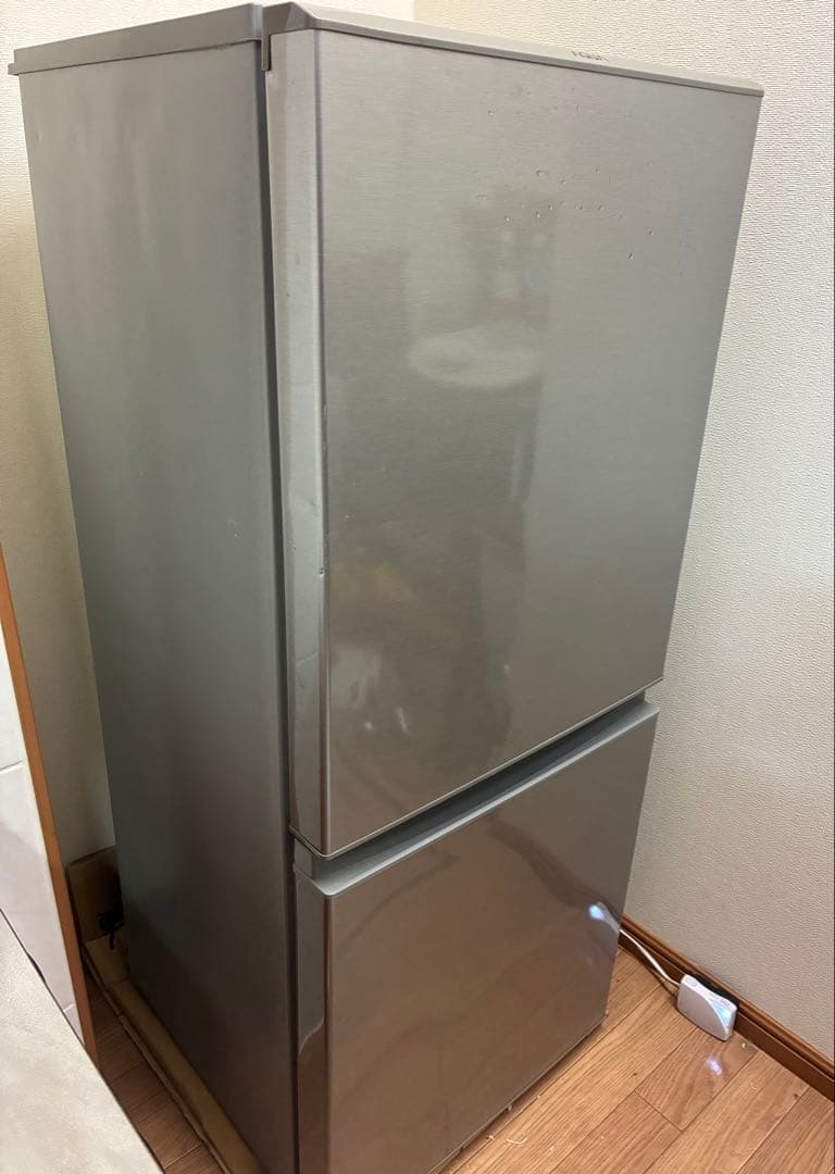 上下二段式冷蔵庫(アクア製・126L)※送料込み
