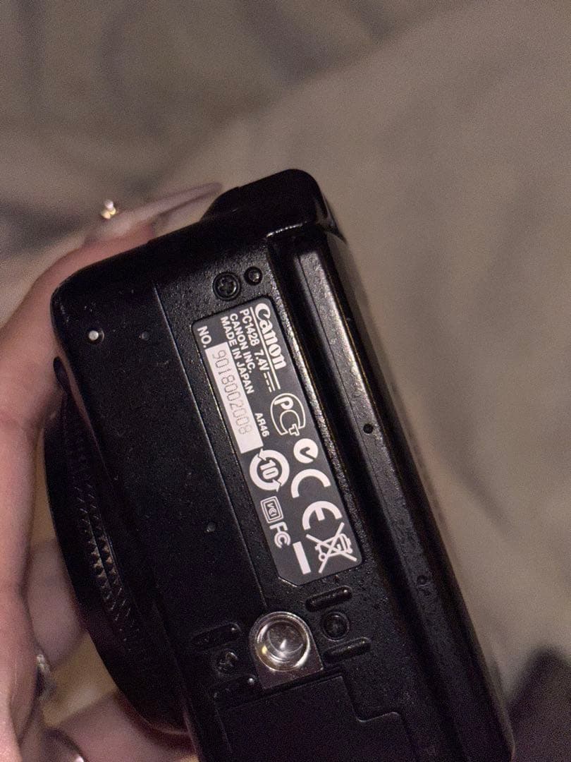 Canon powershot g11 カメラ　キャノン