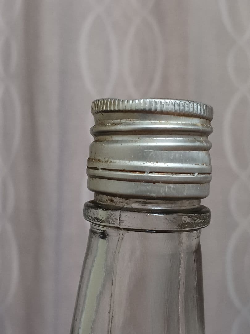 希少❗ 金門特級高粱酒 1974年 白酒 中国酒 貴州茅台酒 五粮液
