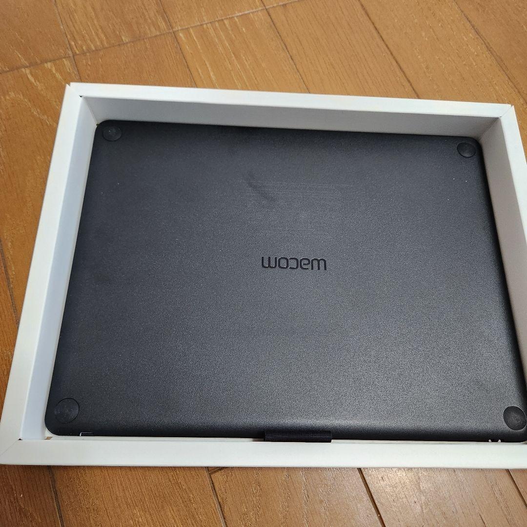 Wacom Intuos Medium ベーシック CTL-6100