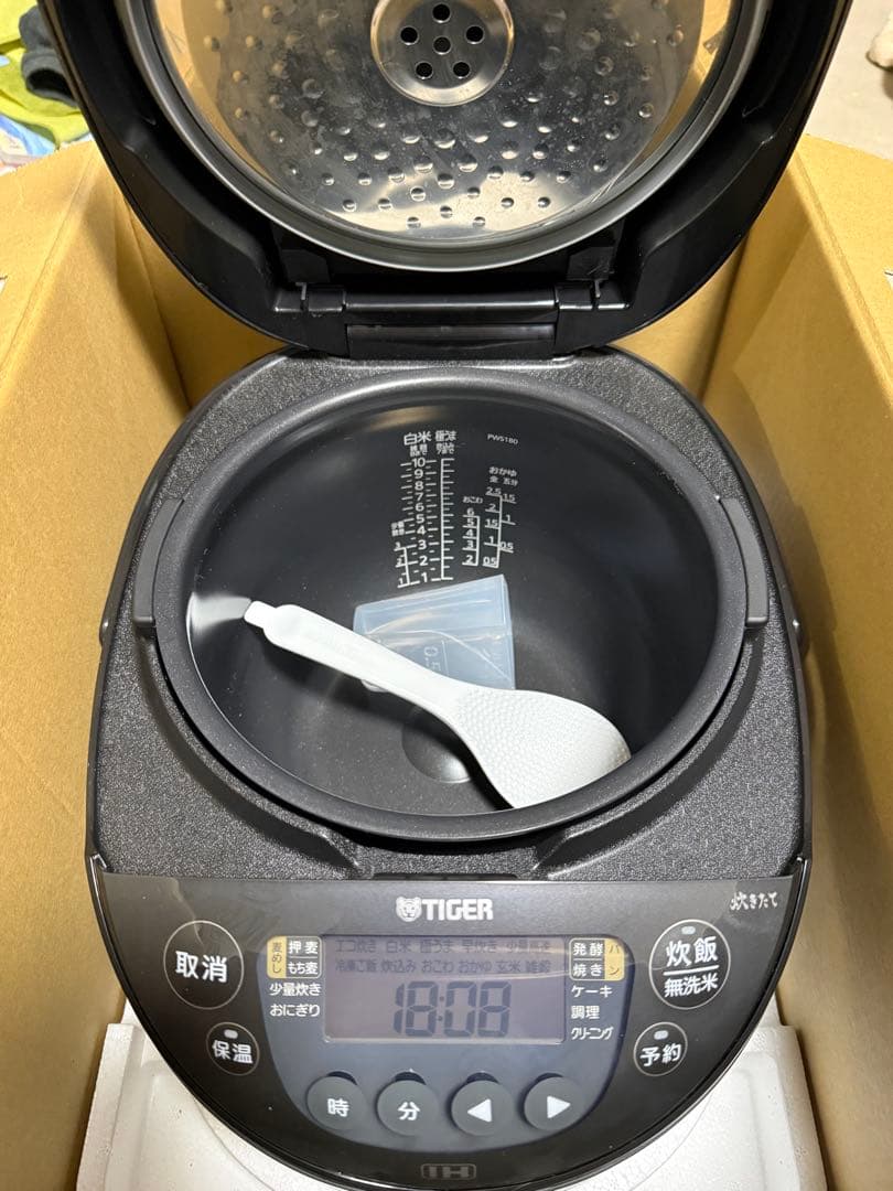 【極美品】TIGER 炊飯器 一升炊き タイガー JPW-L180
