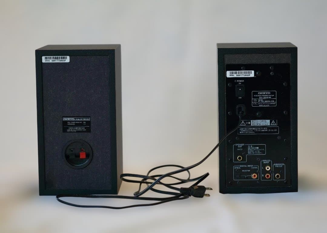 ONKYOオンキヨー　WAVIO GX-100HD　アクティブスピーカー