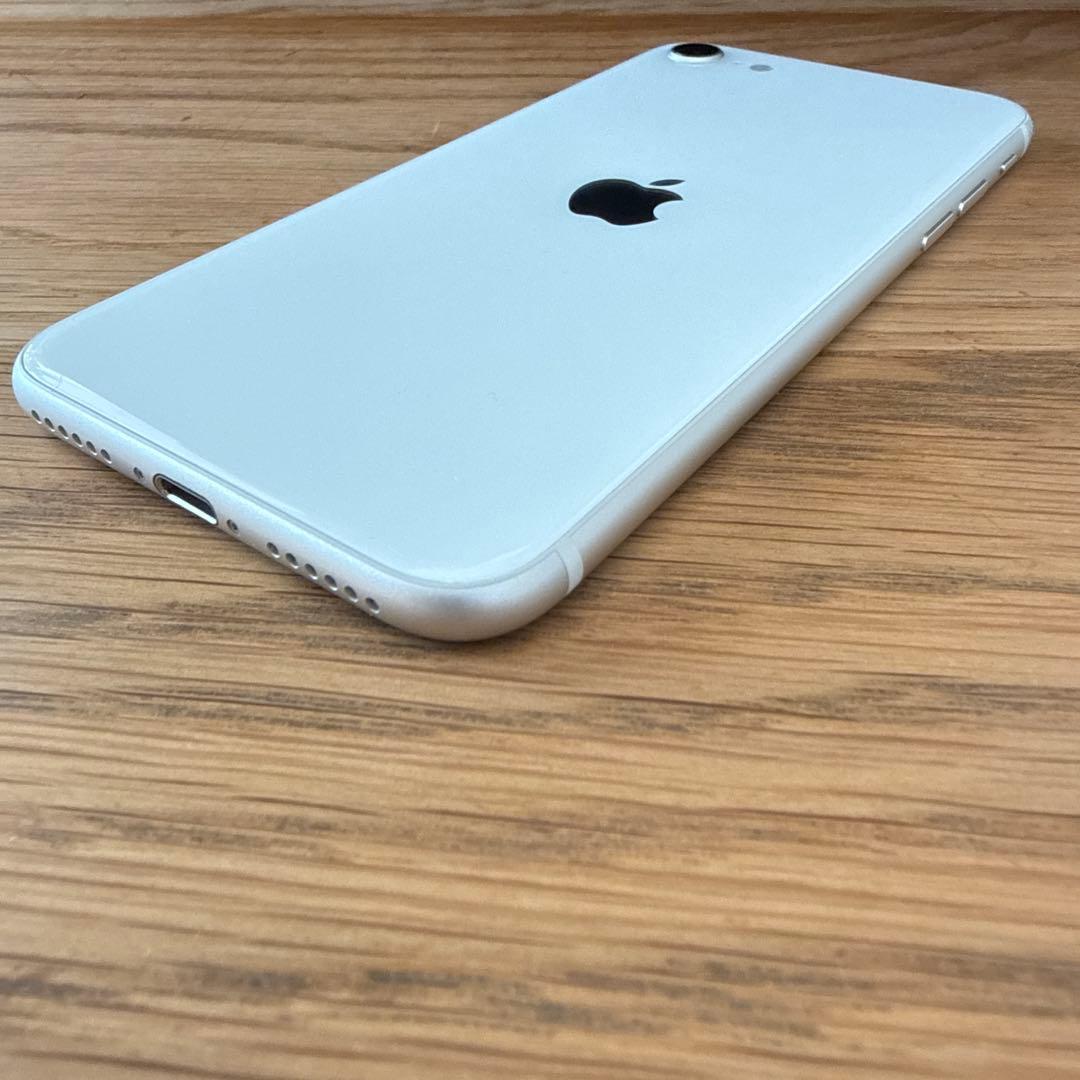 iPhone SE 第3世代 スターライト 128GB