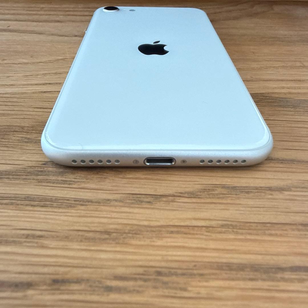 iPhone SE 第3世代 スターライト 128GB