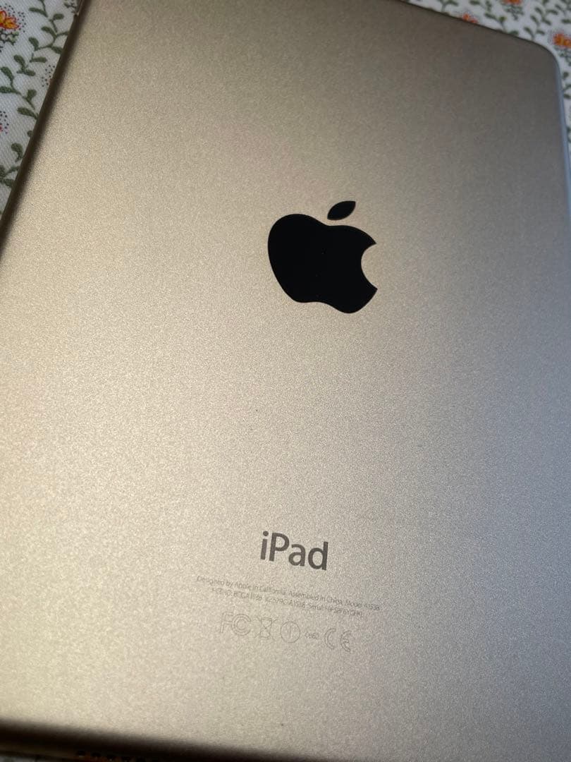 iPad mini 4 Wi-Fiモデル 128GB ゴールド