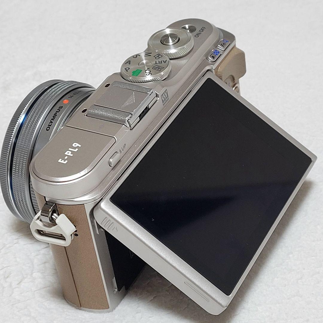 OLYMPUS (オリンパス) ミラーレス一眼カメラ E-PL9中古美品動作良好