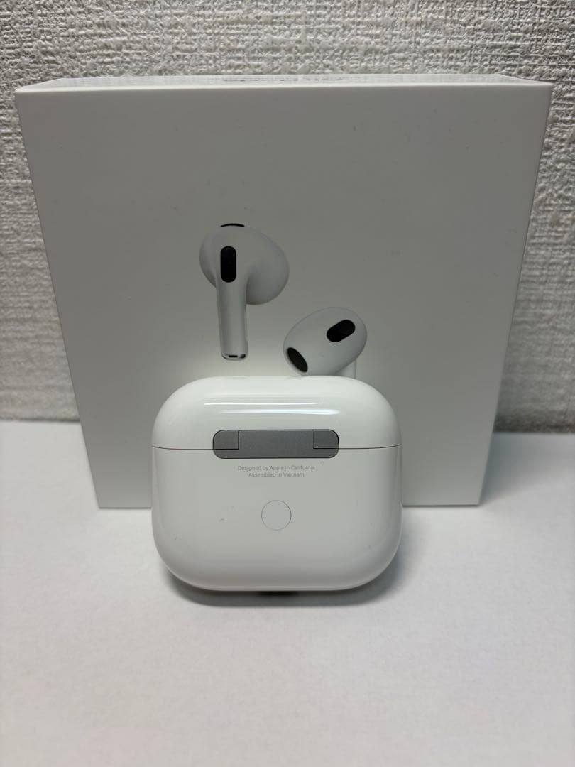 AirPods第3世代 動作確認済み 左耳側部に傷アリ
