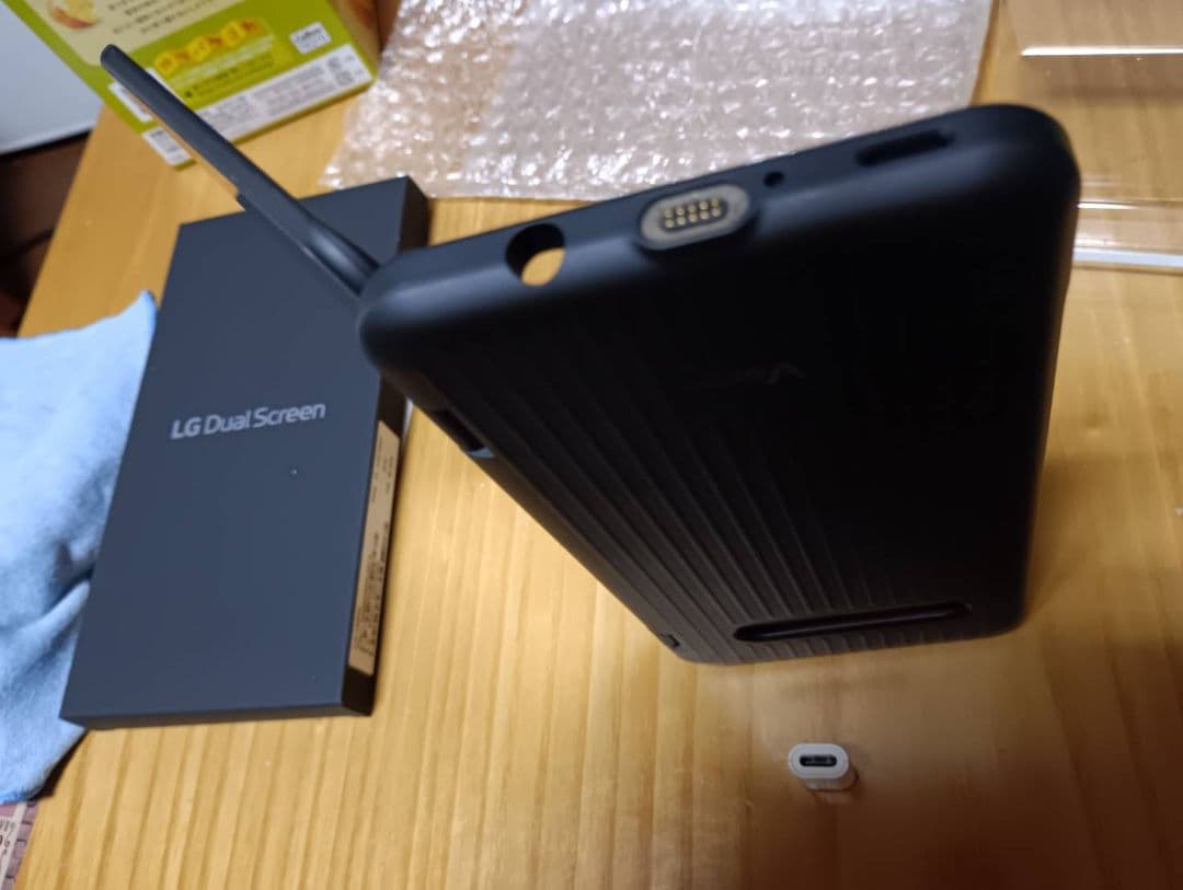 docomo LG V60thinq 5G デュアルスクリーンのみ 本体無しです