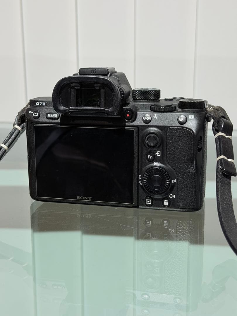 【美品】SONY α7 III ミラーレス一眼 本体とレンズ付き