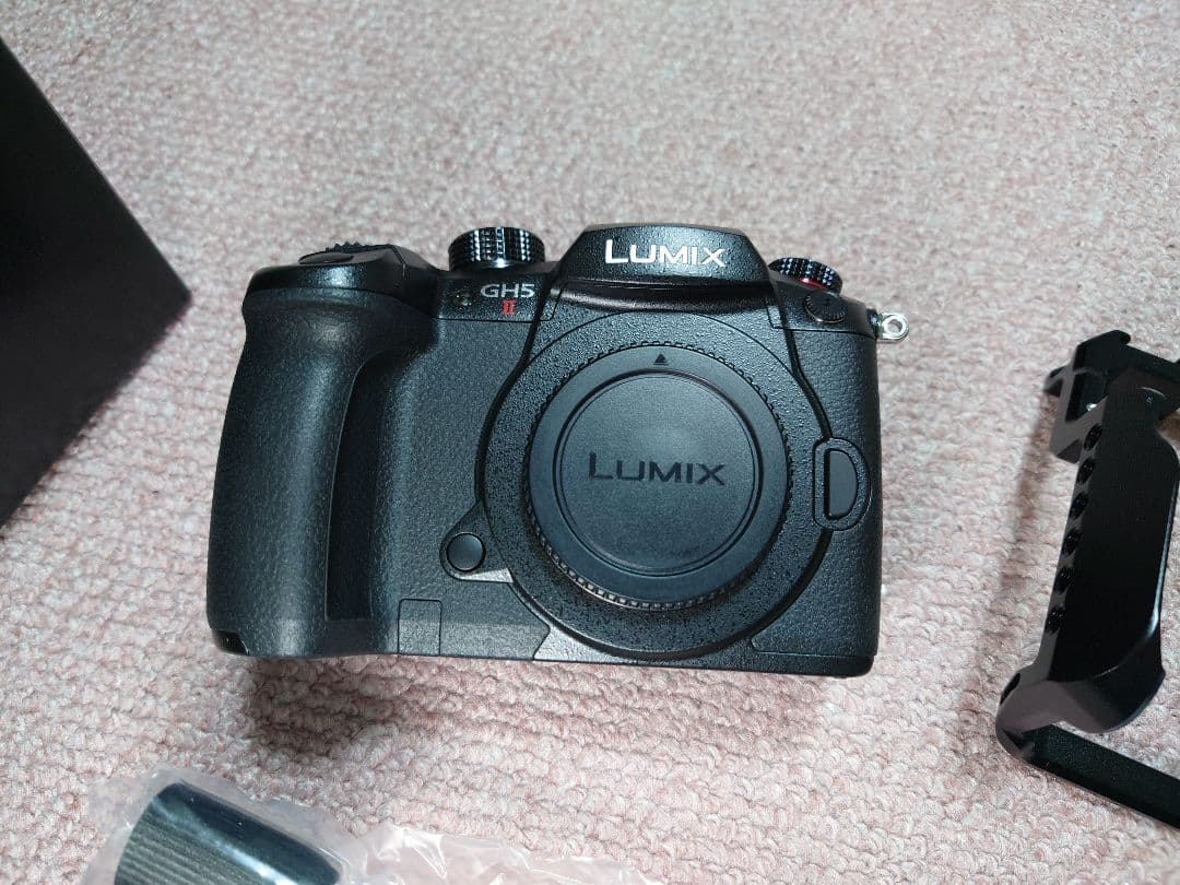 Lumix GH5M2+ SmallRig ケージ ほぼ新品 未使用級