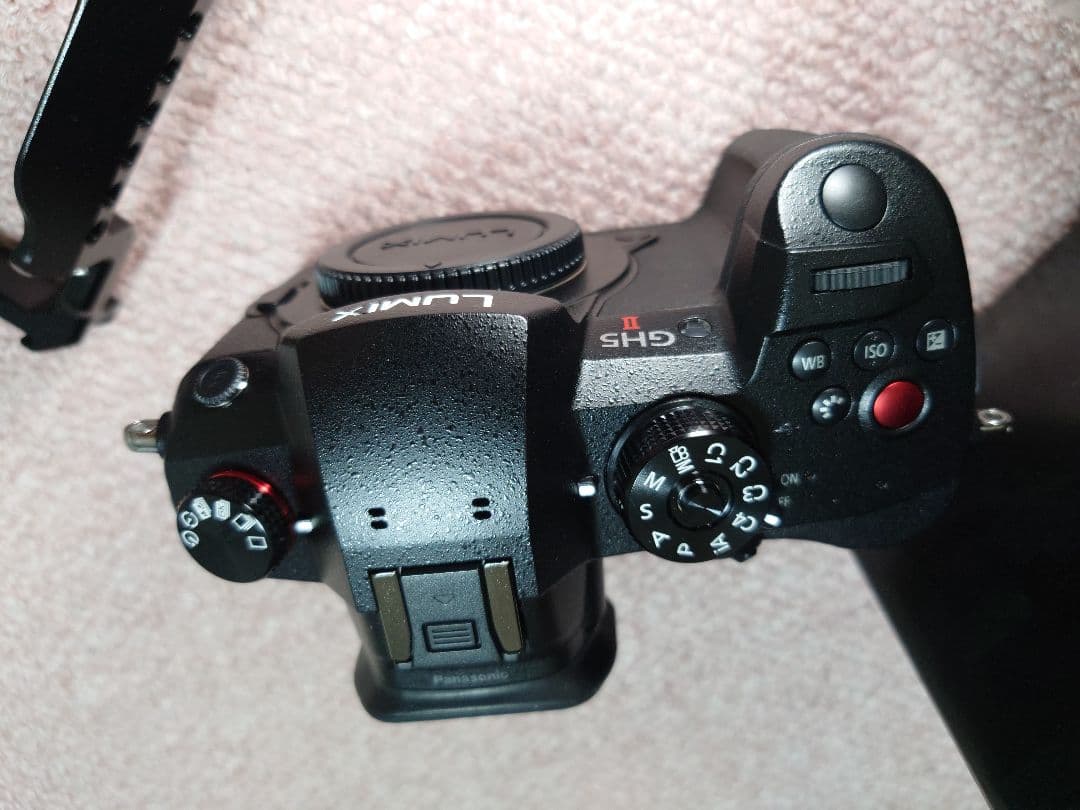 Lumix GH5M2+ SmallRig ケージ ほぼ新品 未使用級
