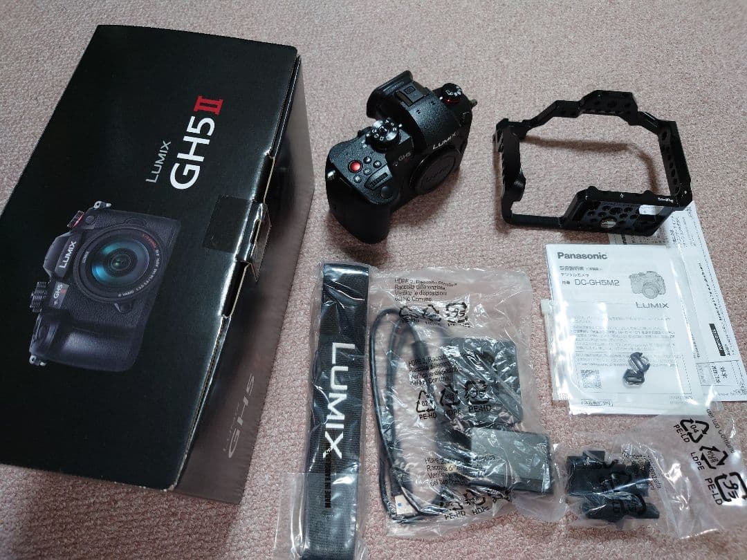 Lumix GH5M2+ SmallRig ケージ ほぼ新品 未使用級