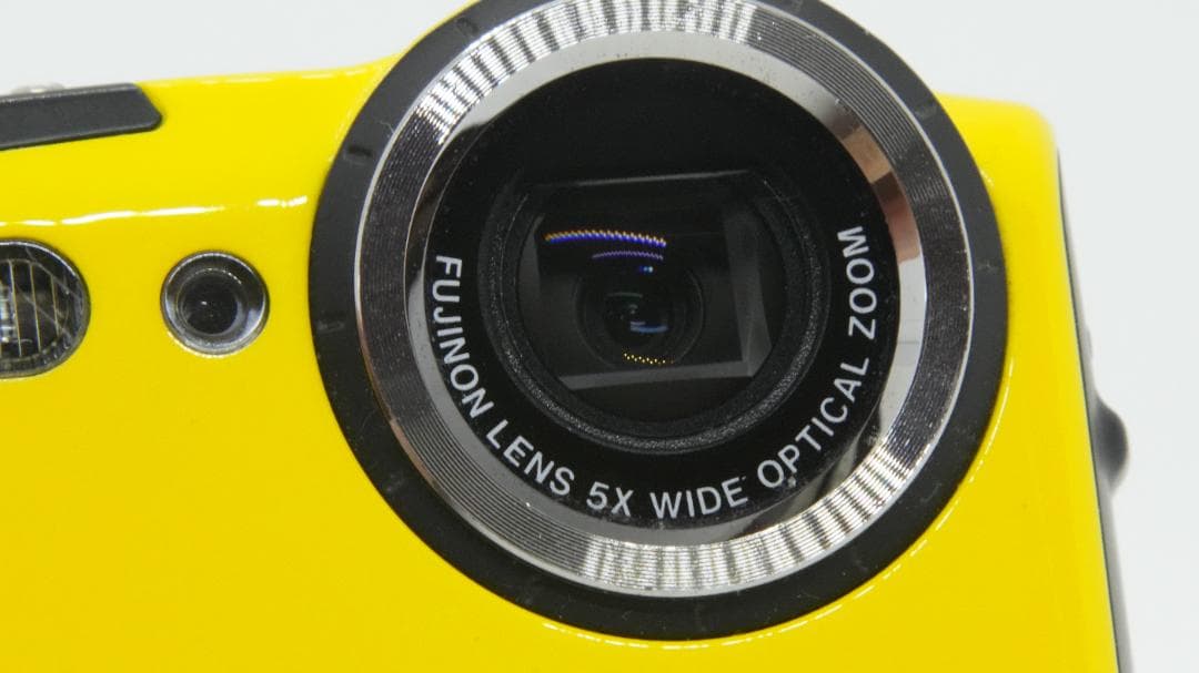 【B2130】 FUJIFILM Finepix XP70 フジフィルム