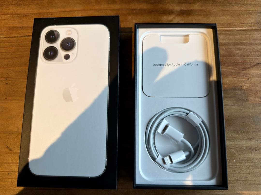 【バッテリー100%】iPhone 13 pro 128GB SIMフリー版