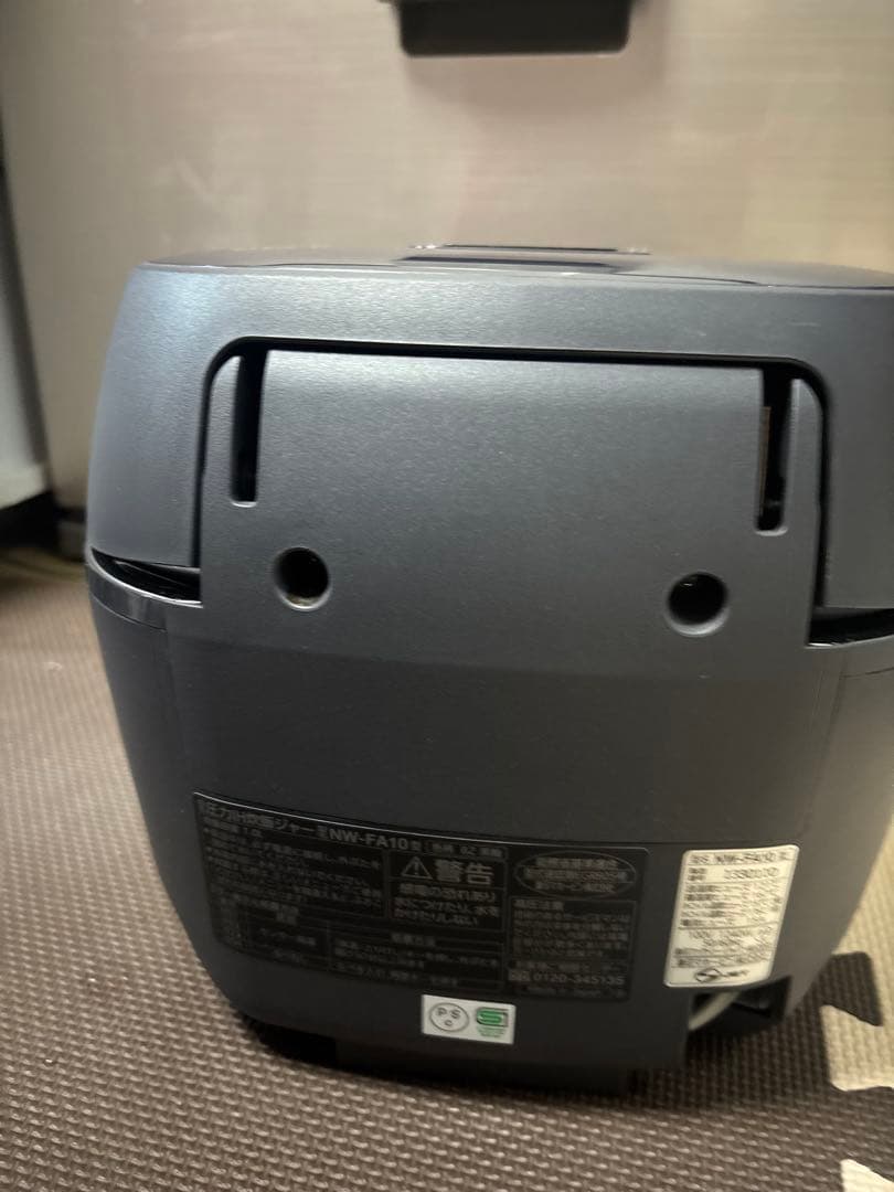 象印 圧力IH炊飯ジャー炎舞炊き NW-FA10-2023年製　(内蓋新品)