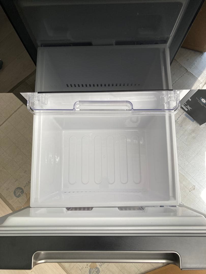 【美品】シャープ 冷蔵庫 2ドア 152L SJ-GD15P-B 2024年製