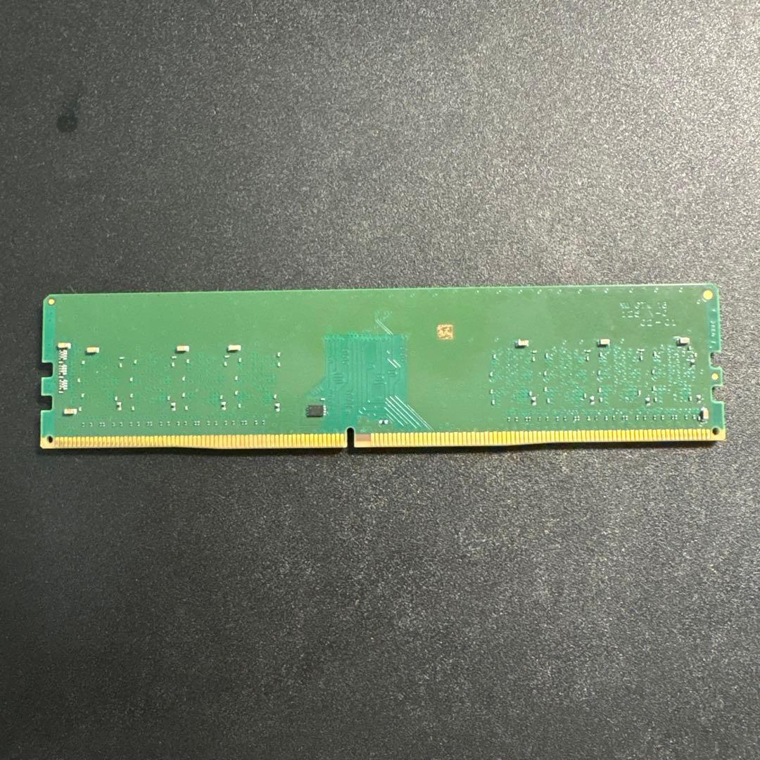 Crucial 16GB DDR4-2666 メモリ