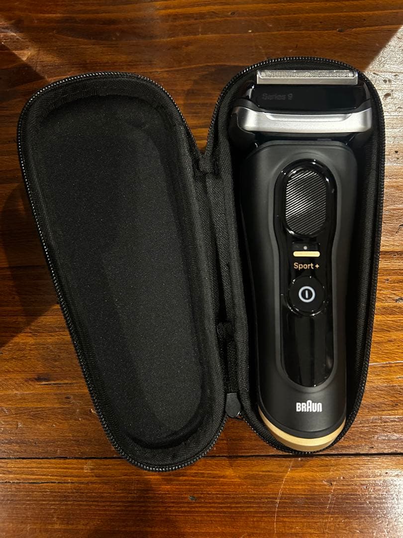 値下げ交渉可　BRAUN 9 Sport+ 9360cc 洗浄液8個付き