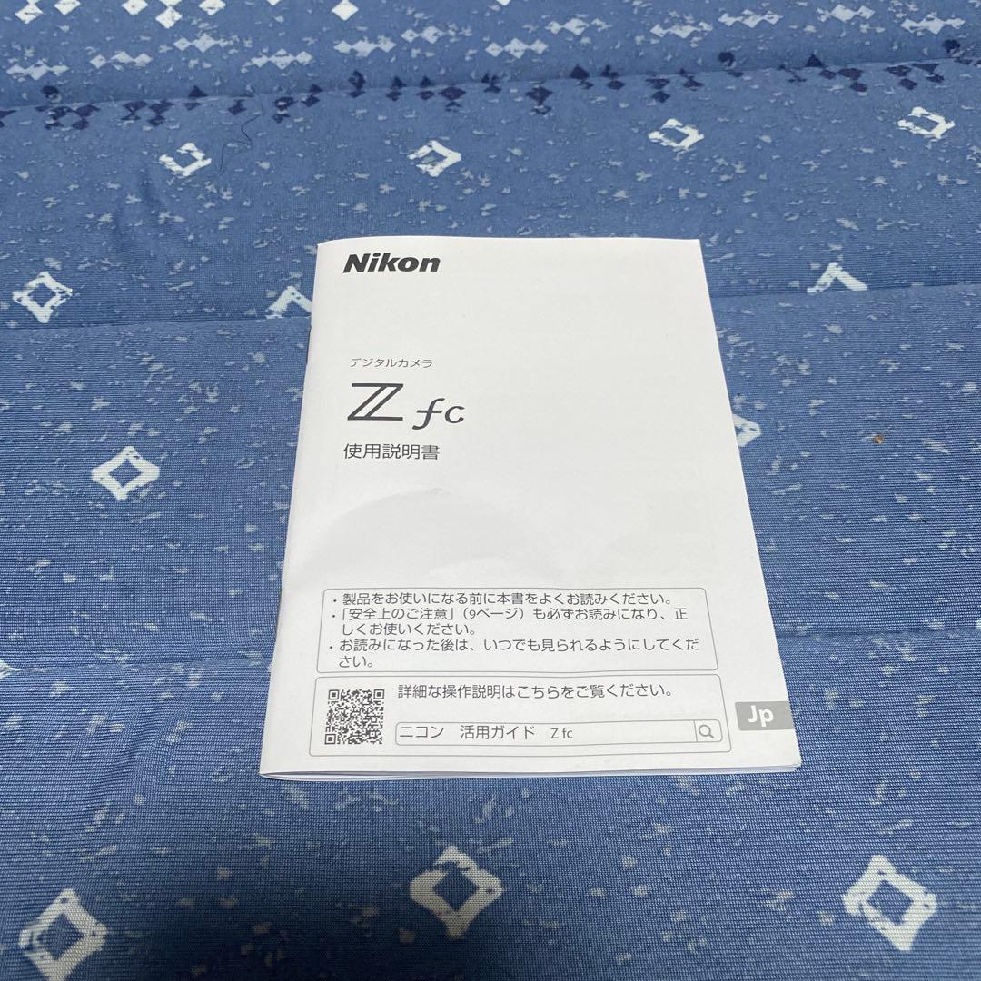 Nikon Zfc一眼カメラ 本体