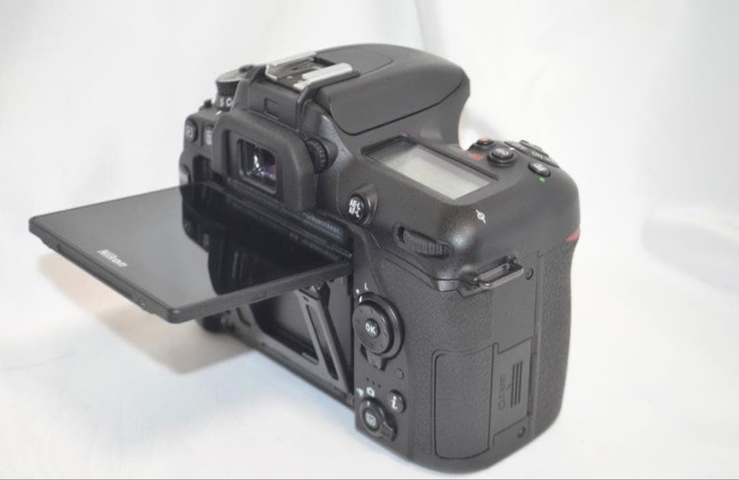 滅多にないシャッター数6000回以下 Nikon D7500☆Wi-Fi搭載