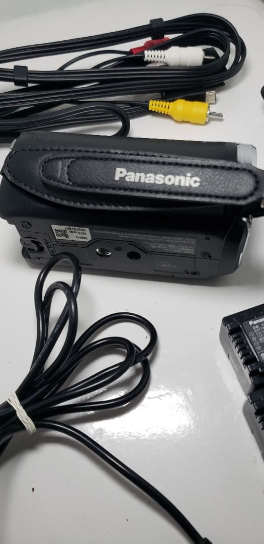 Panasonic HDC-TM60 ビデオカメラ本体
