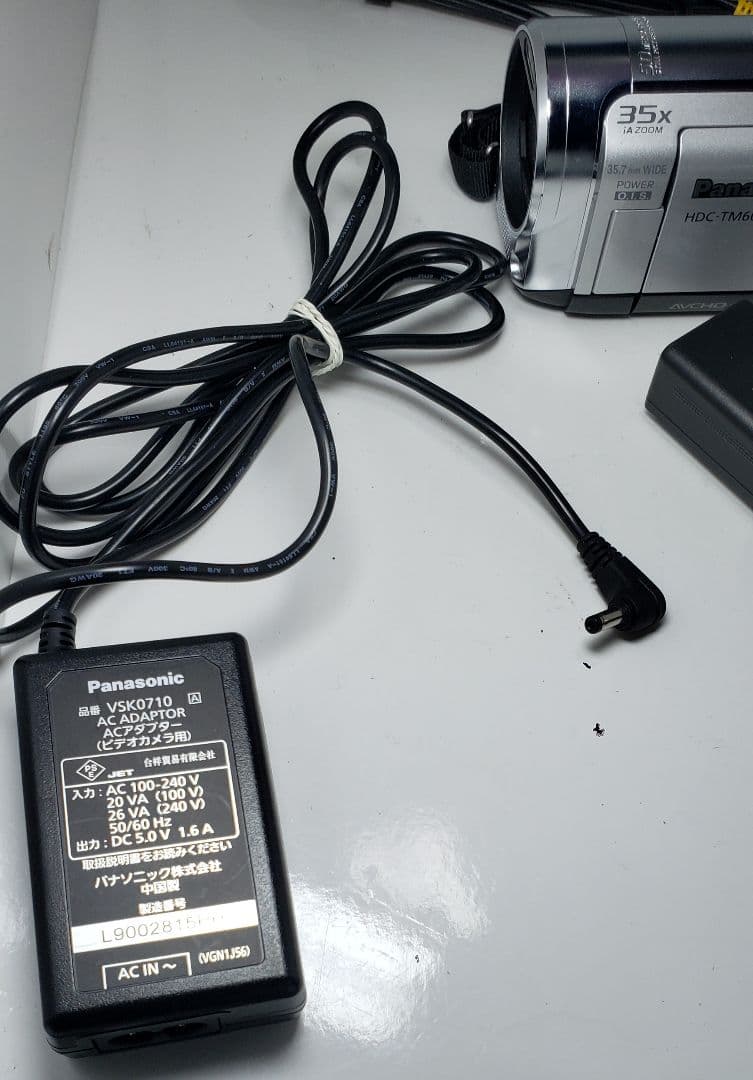 Panasonic HDC-TM60 ビデオカメラ本体