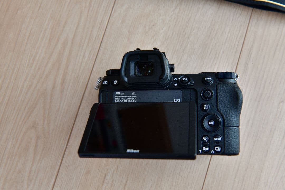 NIKON Z7 ボディ撮影枚数3919枚 少しワケアリ