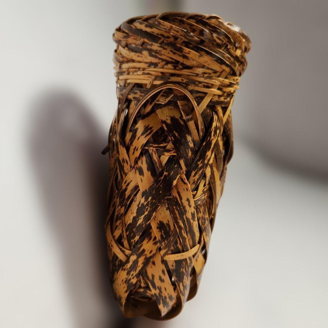 未使用品 掛け花籠 虎斑竹 セミ形 虎竹 落とし付き 茶道具 竹細工