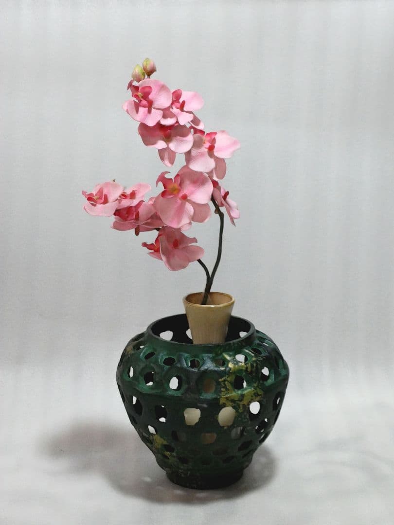 特製美術床置　金属工芸　御所車　花器　花生　花びん　花入　菊模様　置物飾り