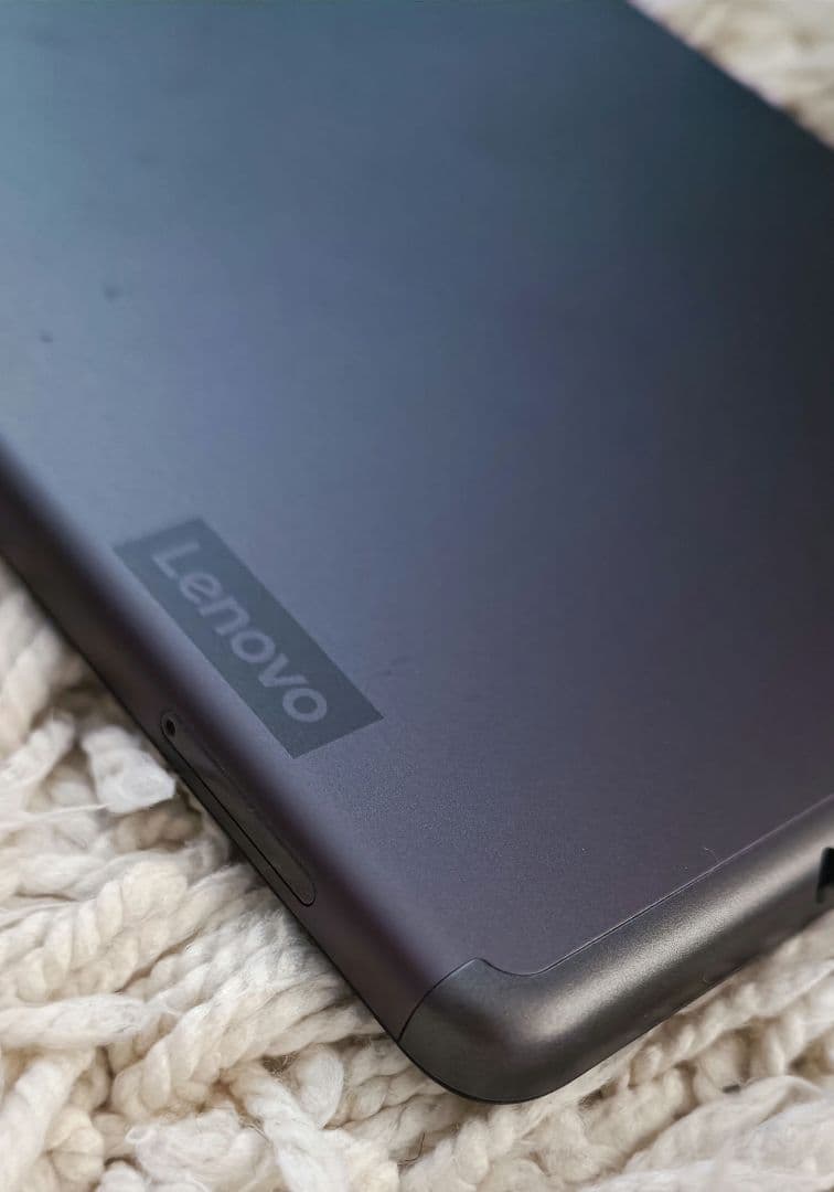 【美品】Lenovo タブレット TB-8505X 　(ケース＋本体)