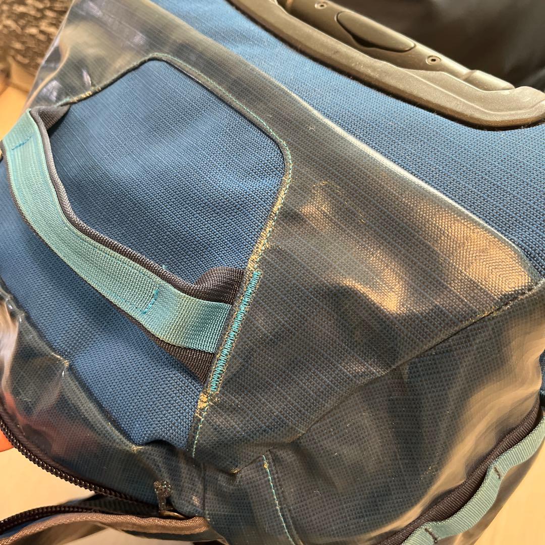 Patagonia ブラックホール　青