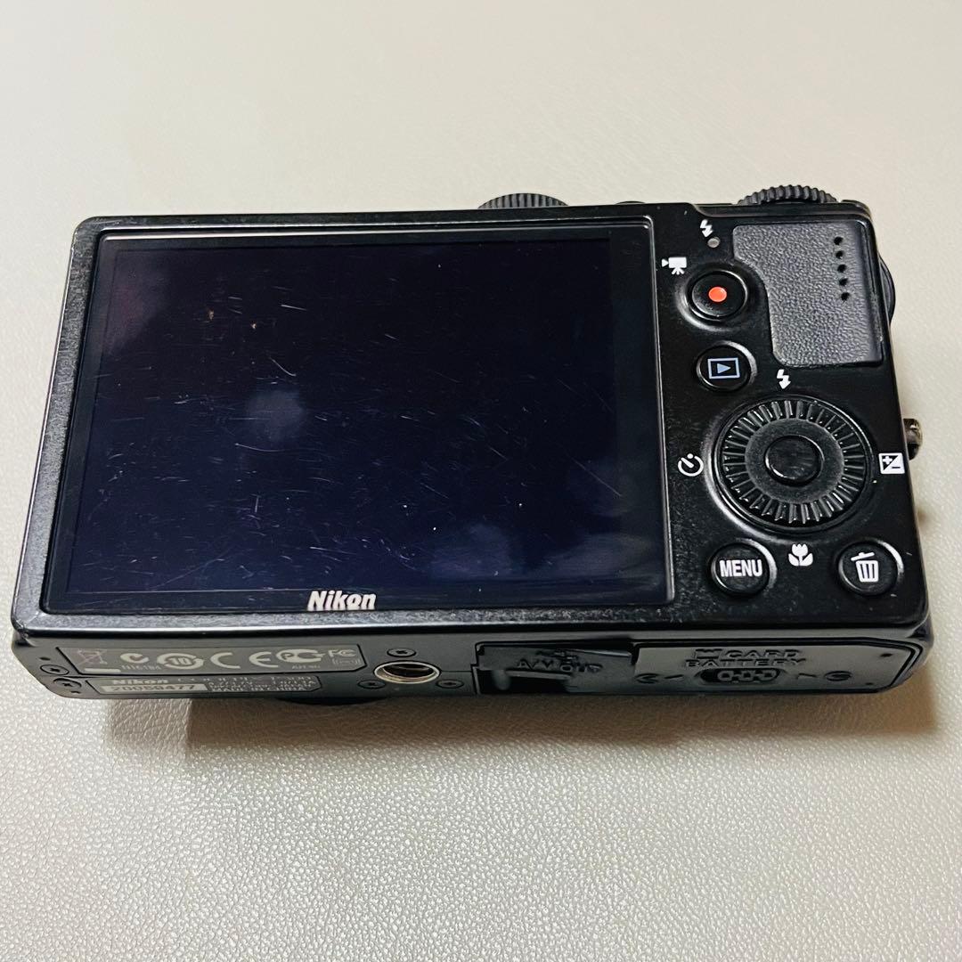 Nikon ニコン COOLPIX P300 コンパクトカメラ　ジャンク　NO4