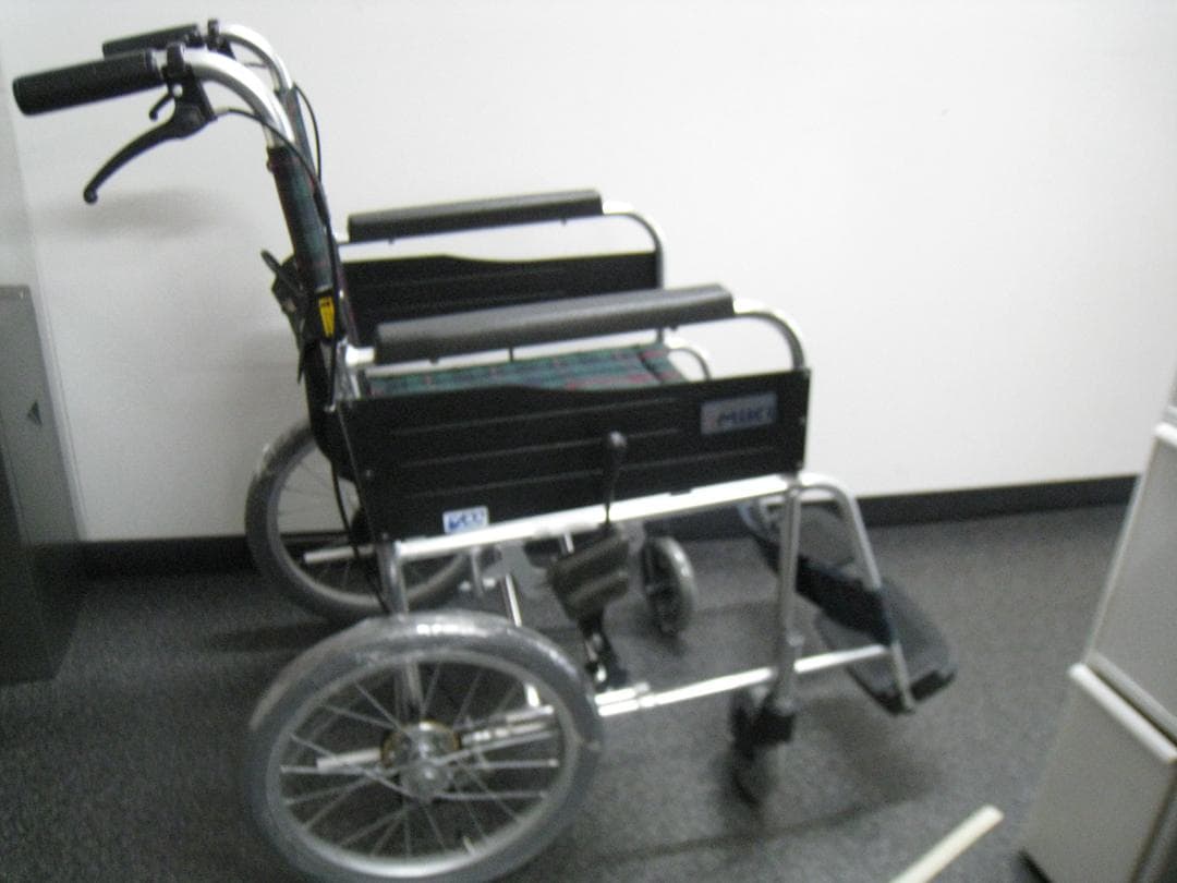 ミキ MiKi 介助型車椅子 MPCN-46JD グリーンチェック柄 ①