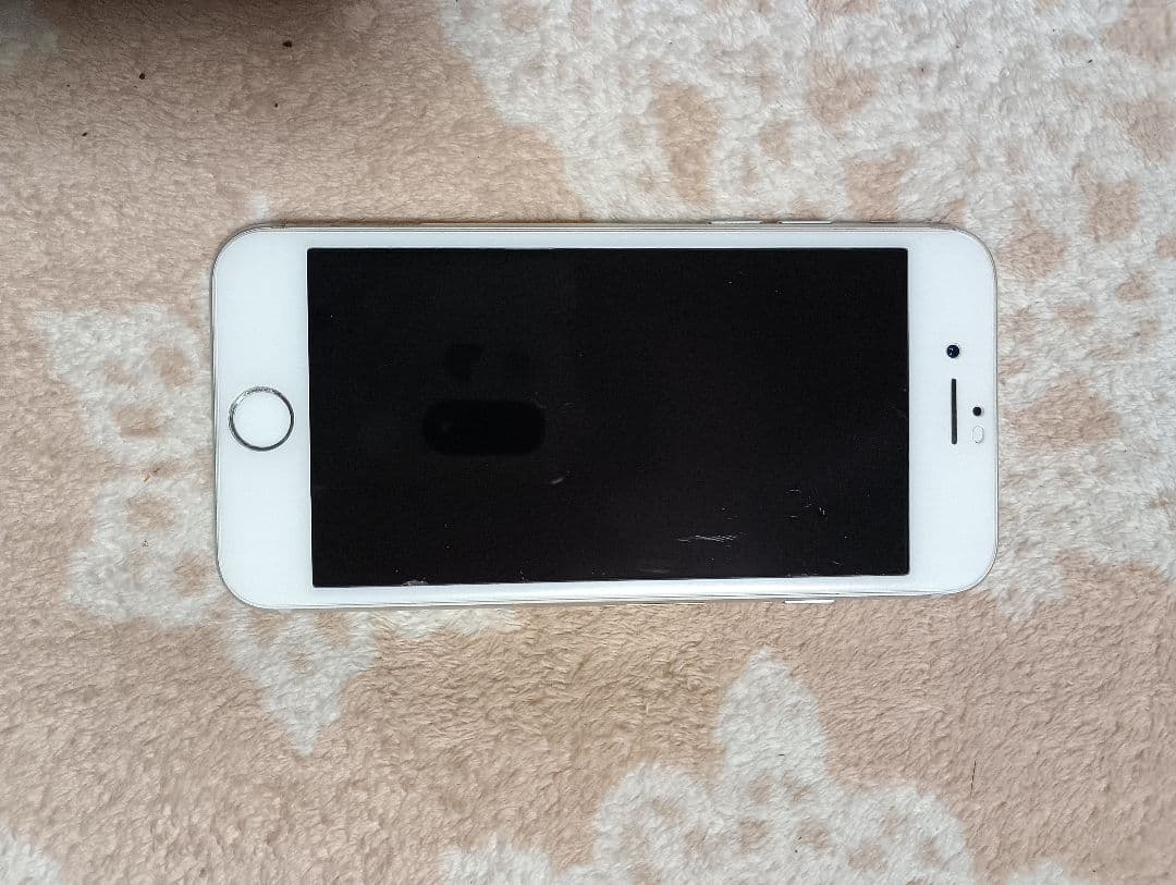スマートフォン本体 iPhone8
