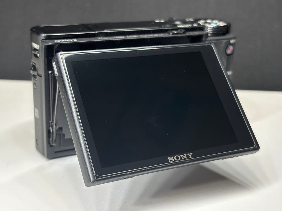 デジタルカメラ SONY Cyber-shot RX100M5A