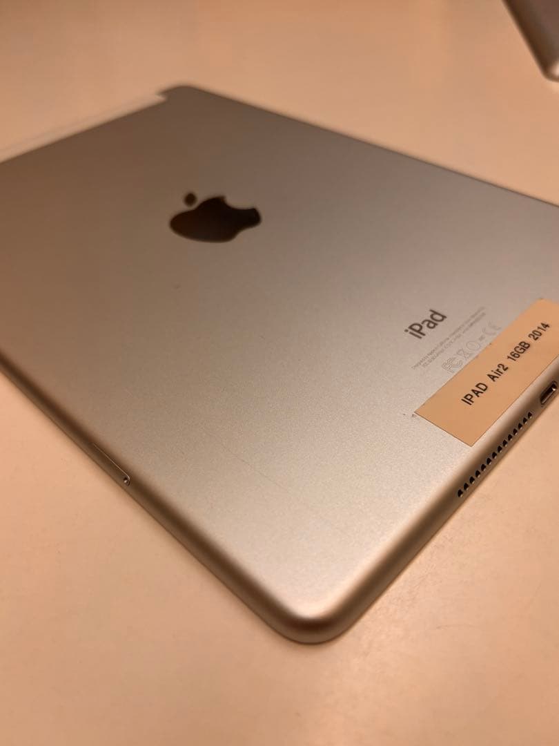 iPad本体 iPad Air 128GB