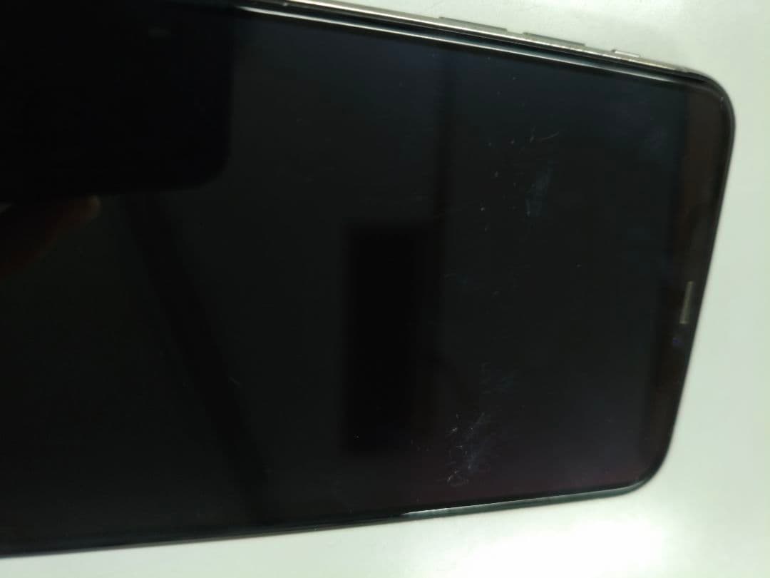 Apple iPhone 11pro max シルバー 本体のみ
