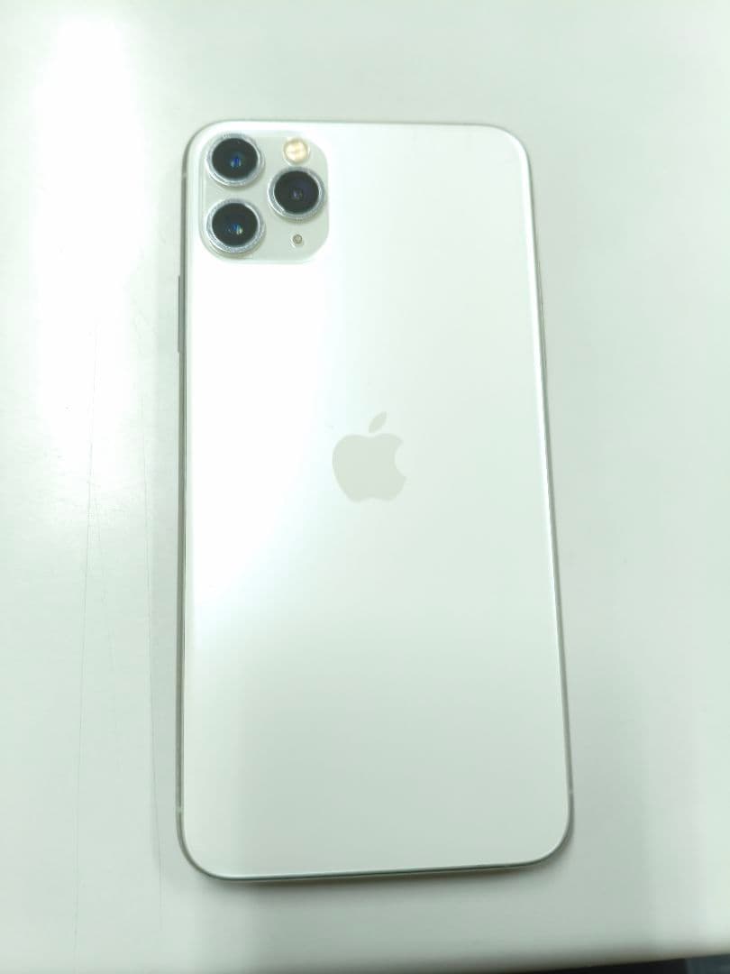 Apple iPhone 11pro max シルバー 本体のみ