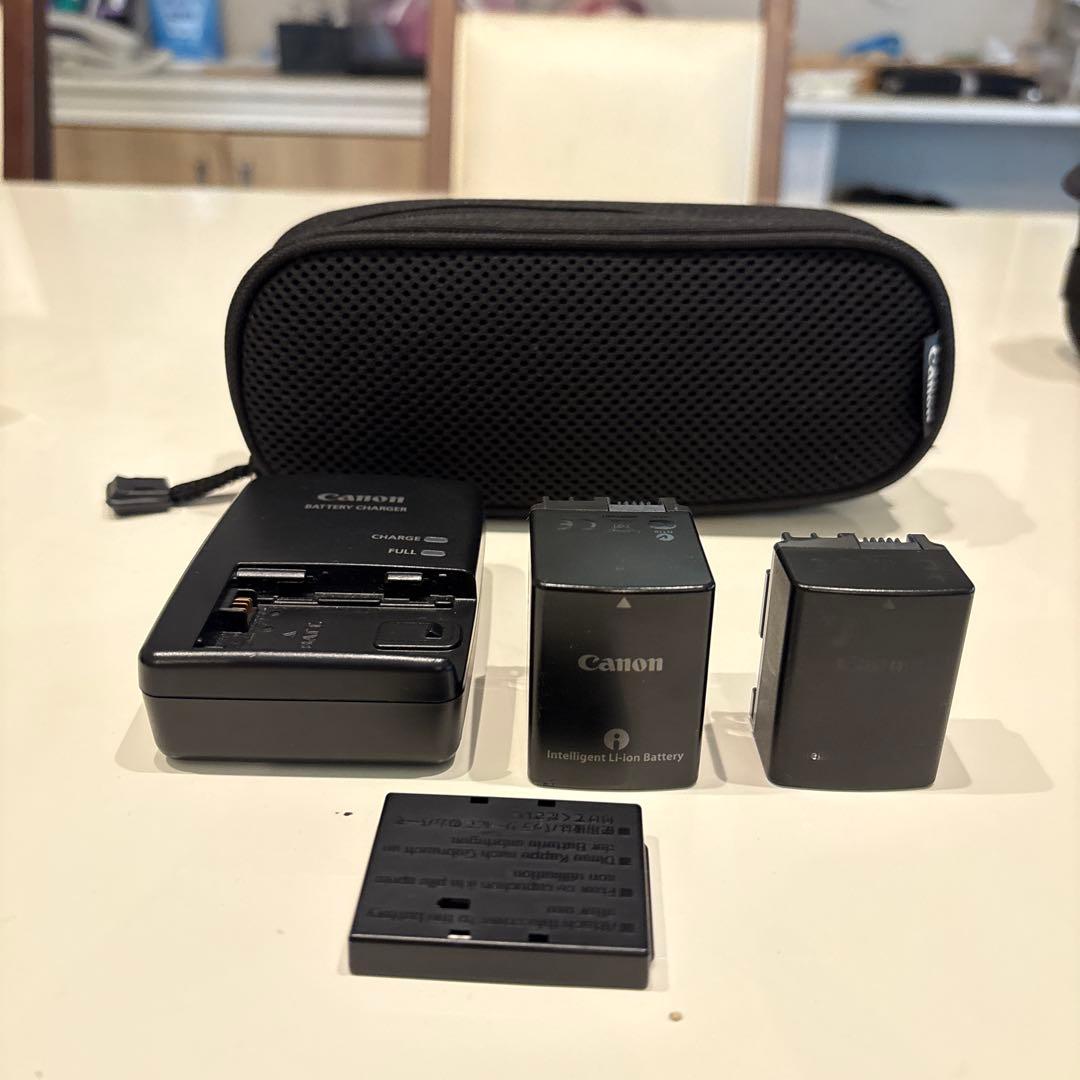 ビデオカメラ canon ivis HFM31