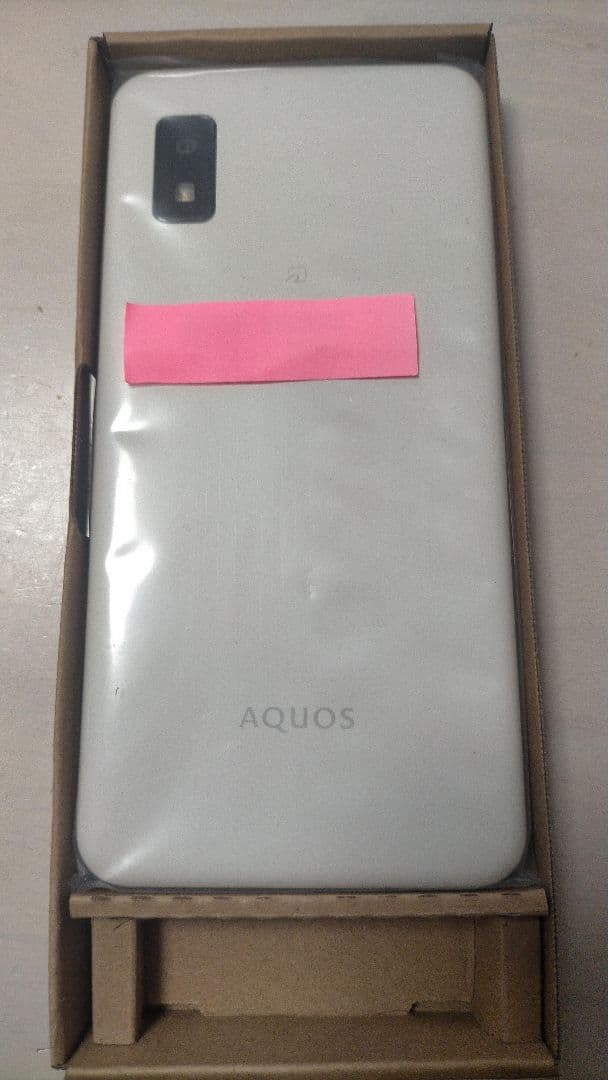 AQUOS wish3 (A302SH) ホワイト
