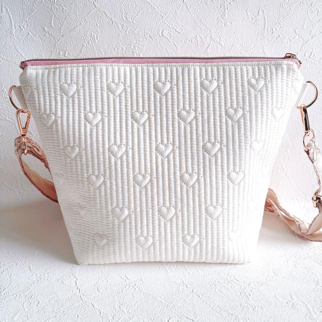 インド刺繍リボン　Lサイズ　サコッシュ　ショルダーバッグ　ハンドメイド　ピンク