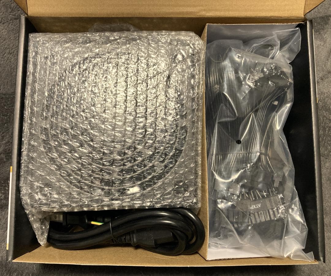 玄人志向 850W 電源ユニット KRPW-GA850W/90+　新品未使用品