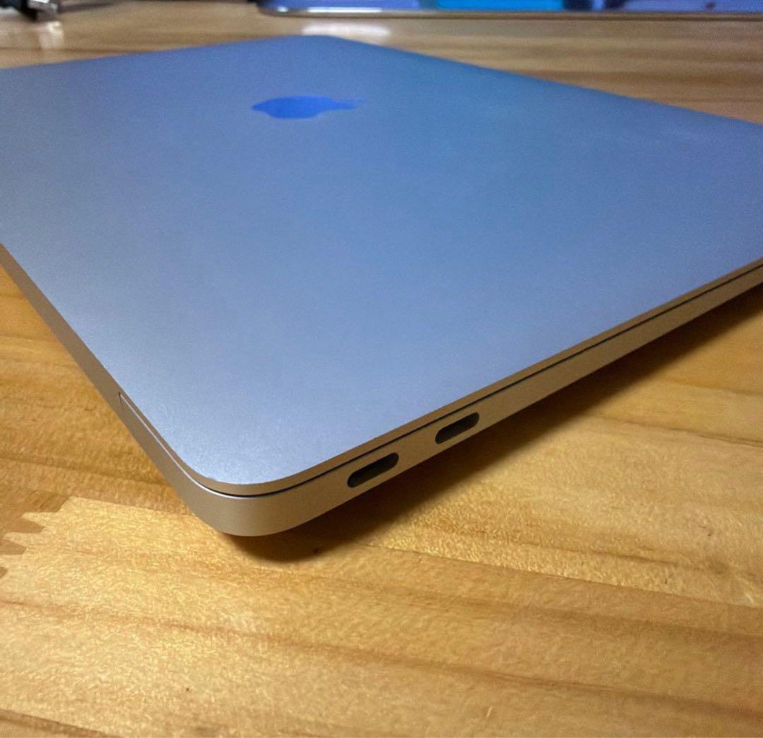 MacBookAir 2020 13.3インチM1 8GB 256GB シルバー