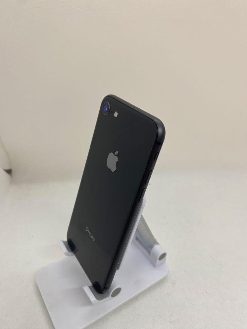 iPhone 8 64GB SIMフリー バッテリー100% 58189