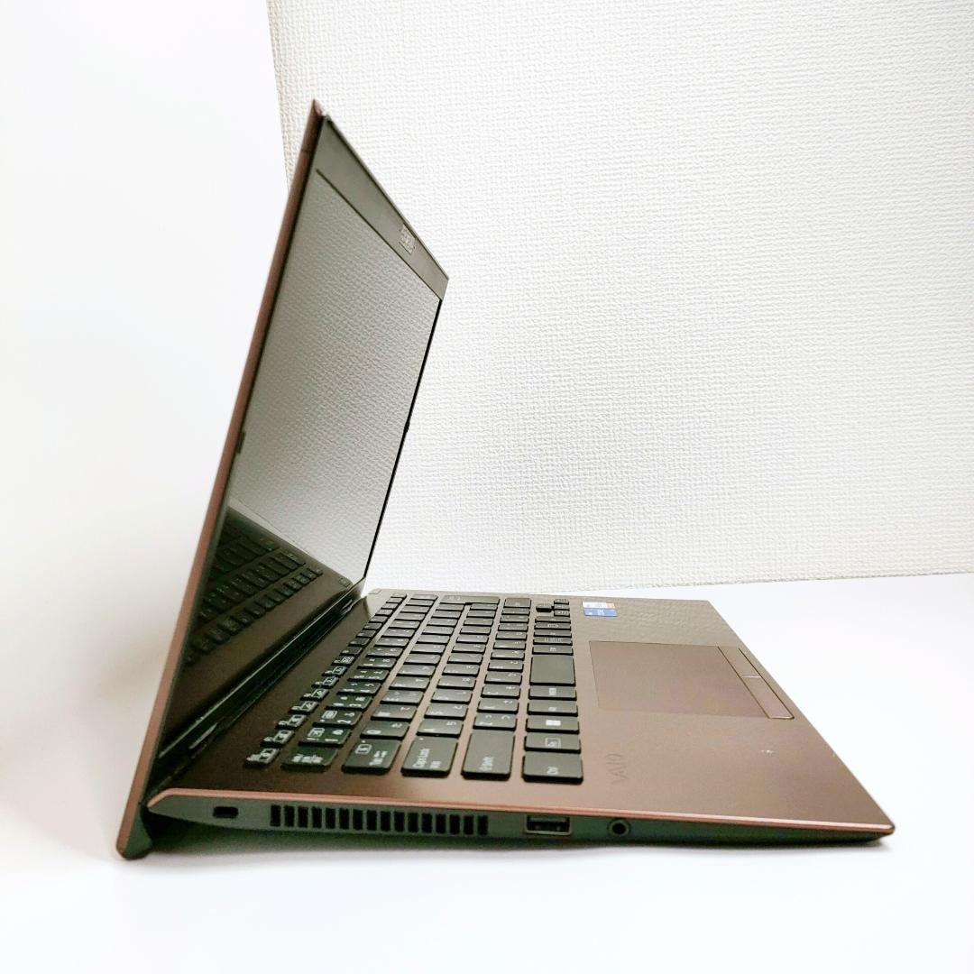 第11世代i5✨️Win11/4K/16GB/SSD/オフィス付きノートパソコン