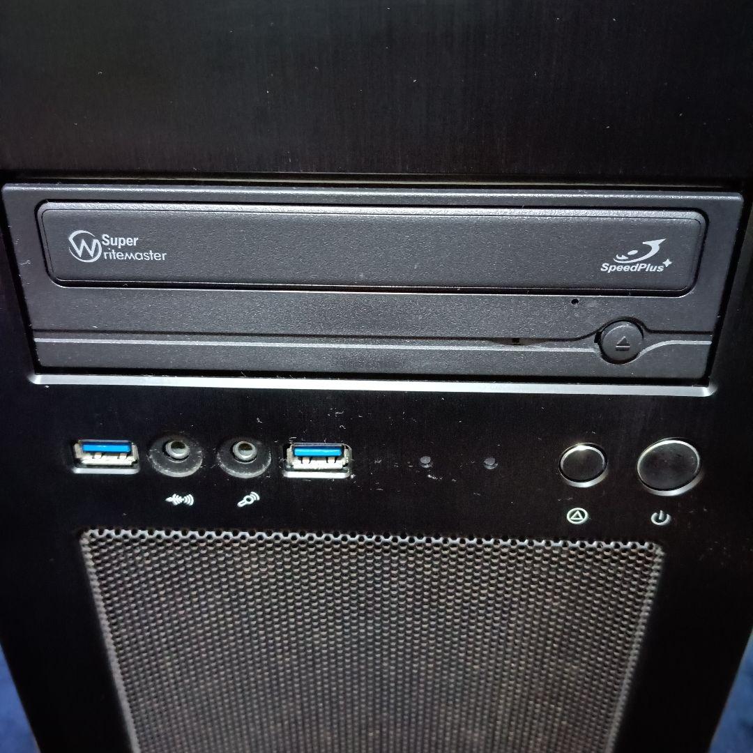 ① SilverStone TJ08-E PCケース