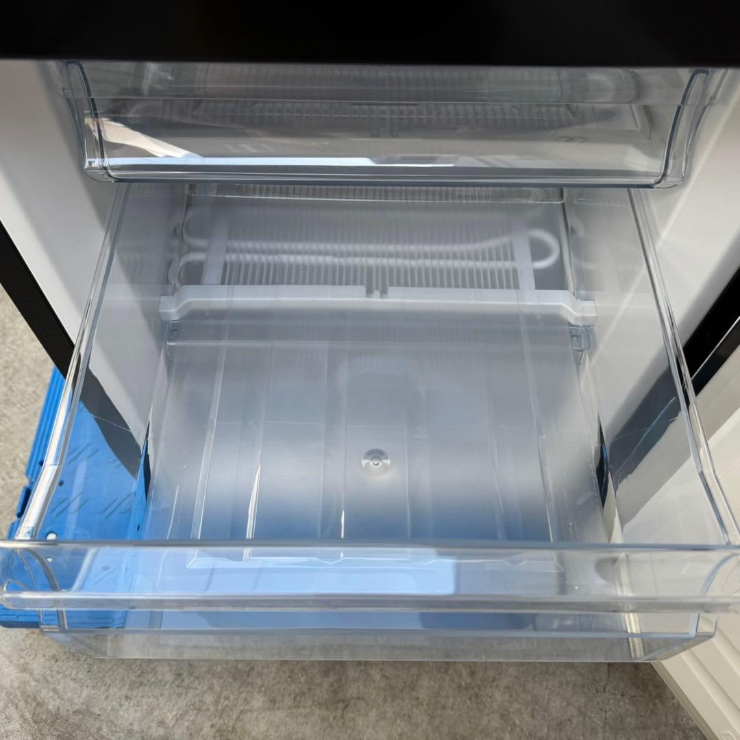355⭐️2023年製美品★ハイセンス　冷蔵庫　大型　ブラック　黒　一人暮らし